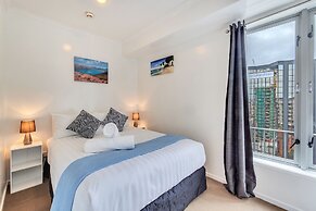 Cute and Central 15th Floor City Apartment