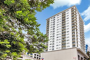 Cute and Central 15th Floor City Apartment