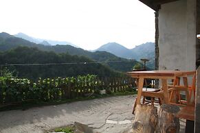 Albergue Les Xendes. Parque de Redes - Hostel