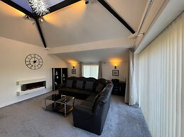 Castle House Holiday Home