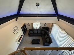 Castle House Holiday Home