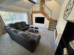 Castle House Holiday Home