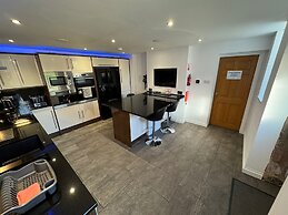 Castle House Holiday Home