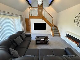 Castle House Holiday Home