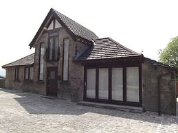 Castle House Holiday Home