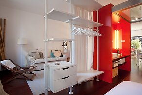 Sealona Beach Lofts Apartments