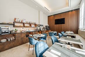 Astoria Deluxe Rooms,,Check in presso L’Hotel Astoria, Via Fratelli Ro