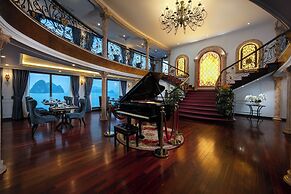Le Theatre Cruise