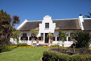 Cape Village Lodge