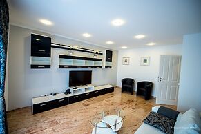 Merkel Villa Apartamente