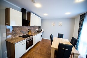 Merkel Villa Apartamente