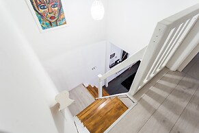 Váci Design Apartment - hostAID