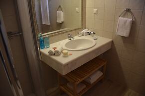 Andromeda Mykonos Villas & Suites