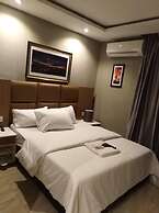Blackwood Hotel