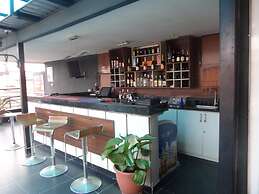 Blackwood Hotel