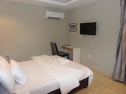 Blackwood Hotel