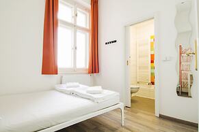 Safestay Prague Charles Bridge