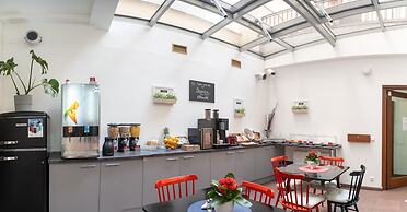 Safestay Prague Charles Bridge