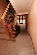 Carleton Hotel & Suites
