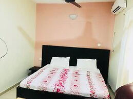 Cossy Hotel & Suite
