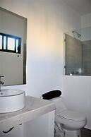 Stay Tropical Downtown Studios