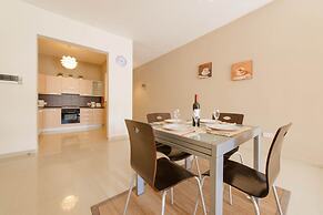 Luxury Holiday Apartment IN Qawra