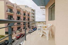 Luxury Holiday Apartment IN Qawra