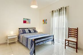 Seafront Apartment in Sliema wt Breathtaking Views