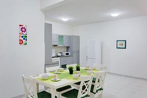 Seafront Apartment in Sliema wt Breathtaking Views