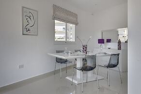 Luxury 2 Bedroom Penthouse in St Julians