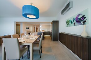 THE Ultimate Luxury, Sliema With Pool