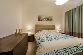 THE Ultimate Luxury, Sliema With Pool