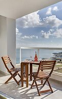 Marvellous Seafront Apartment in the Best Location