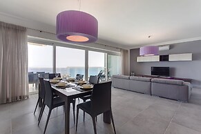 Pure Luxury Apartment With Pool