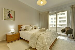 Luxury Apartment inc Pool & Views