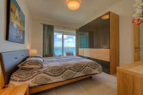 Seafront LUX APT IN Fort Cambridge