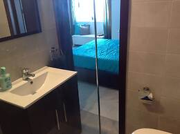 Luxury Seafront Apartment With Pool