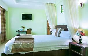 The Legacy Hotel & Suites