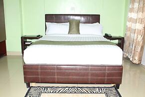 The Legacy Hotel & Suites