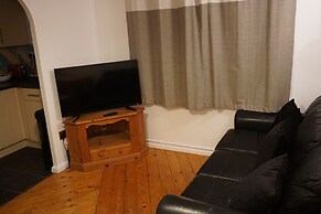Cobolt Apartment