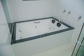 Hotel Prime Executive