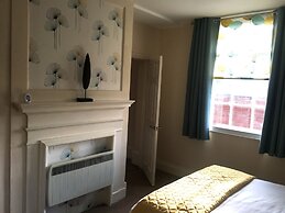 Peel House Apartments