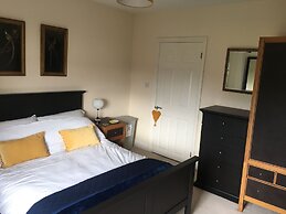 Peel House Apartments