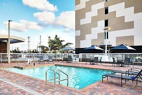 AC Hotel by Marriott Miami Airport West/Doral