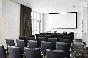 AC Hotel by Marriott Miami Airport West/Doral