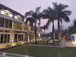 Meritas Countryside Resort - Lonavala