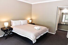 Dutchies Motel Nelson Bay