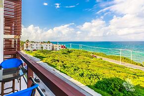 Deep Blue Condos - 102