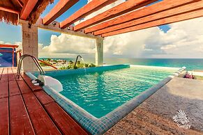 Deep Blue Condos - 102