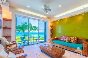 Deep Blue Condos - 102